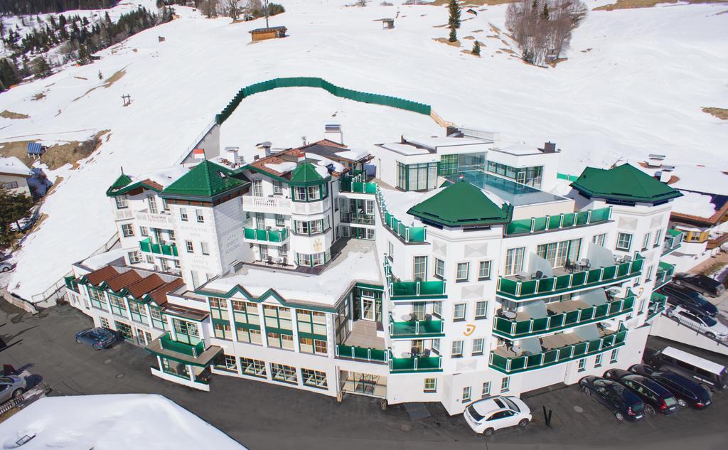 Hotel Jennys Schloessl Зерфаус Екстериор снимка