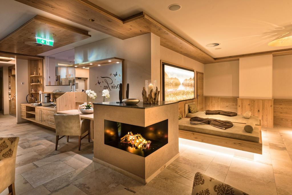 Hotel Jennys Schloessl Зерфаус Екстериор снимка
