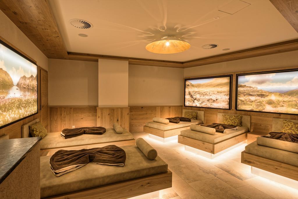 Hotel Jennys Schloessl Зерфаус Екстериор снимка