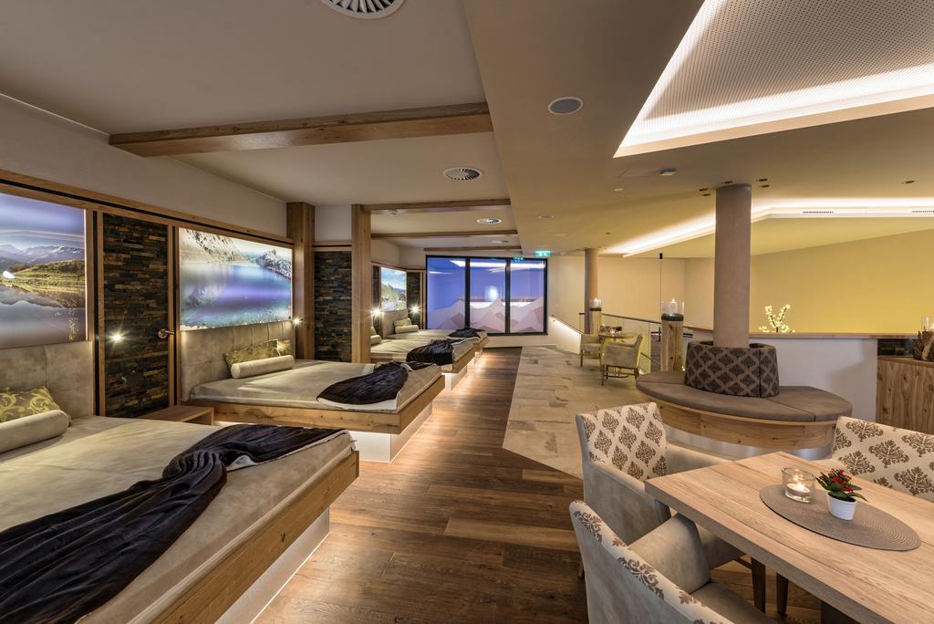 Hotel Jennys Schloessl Зерфаус Екстериор снимка