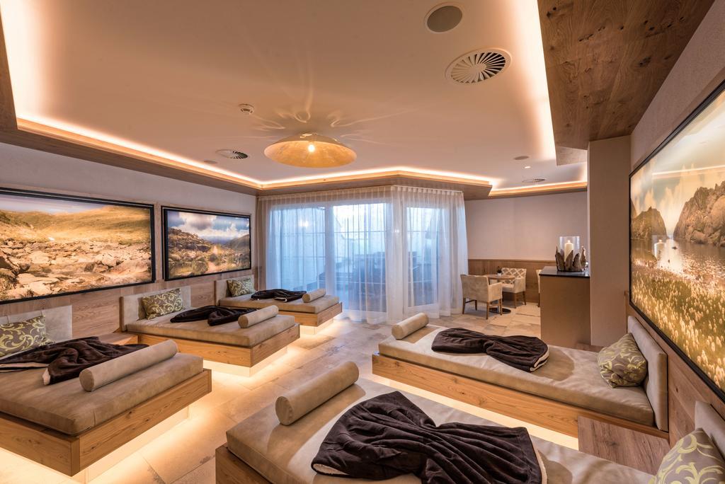 Hotel Jennys Schloessl Зерфаус Екстериор снимка