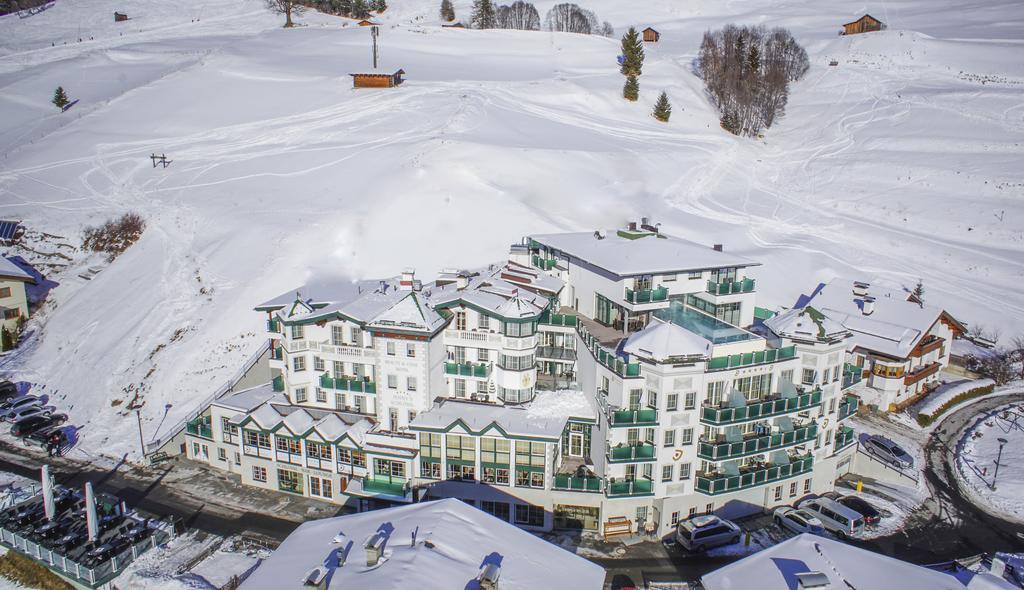 Hotel Jennys Schloessl Зерфаус Екстериор снимка